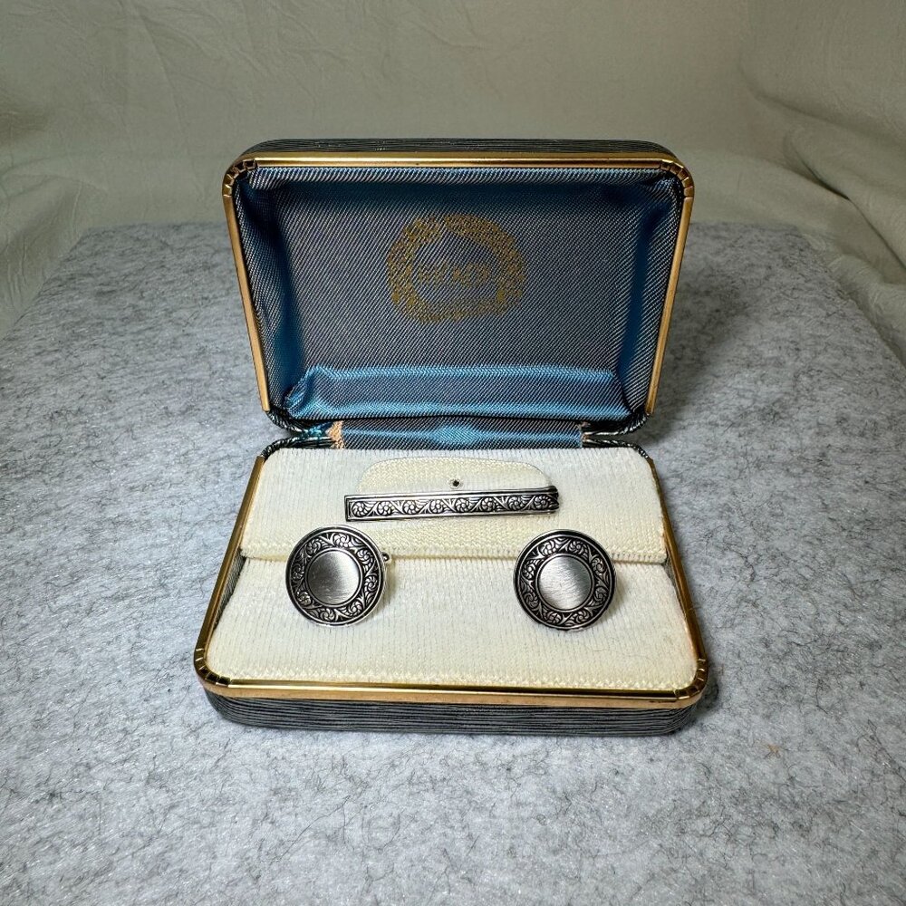 Vintage 1960's Hickok USA Silver Tone Cufflinks & Tie Clip Set In Original Box